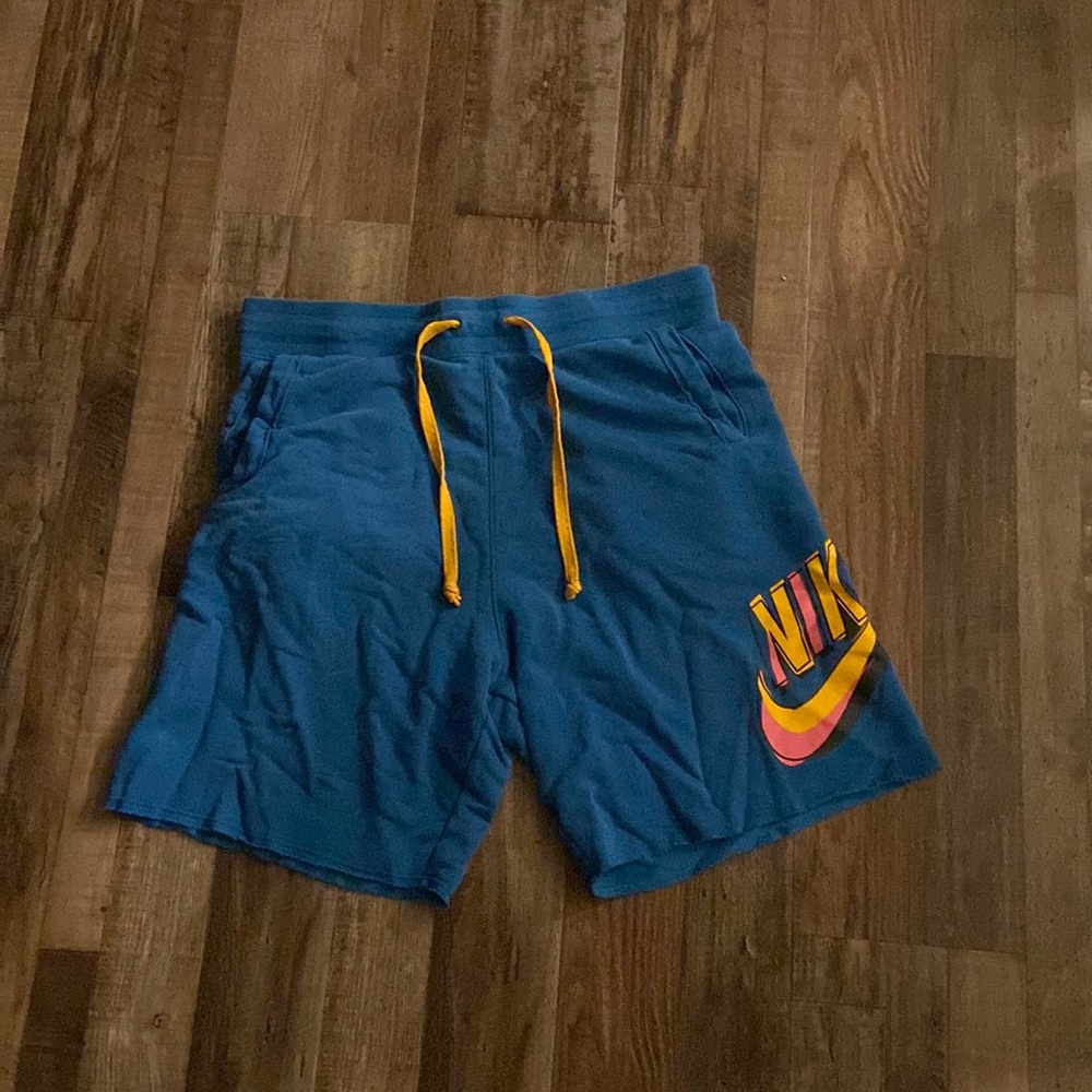 Men’s Nike shorts